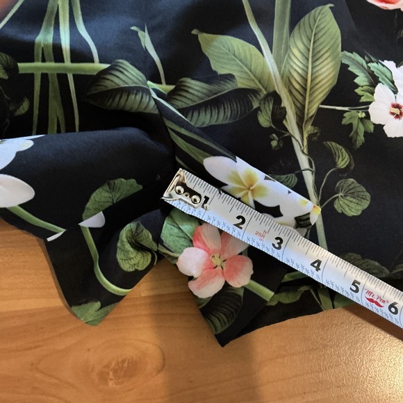 Ted Baker Romper Playsuit Kaysha Sz 2 Multi Cascading Floral Short Sleeves Black - Picture 10 of 12